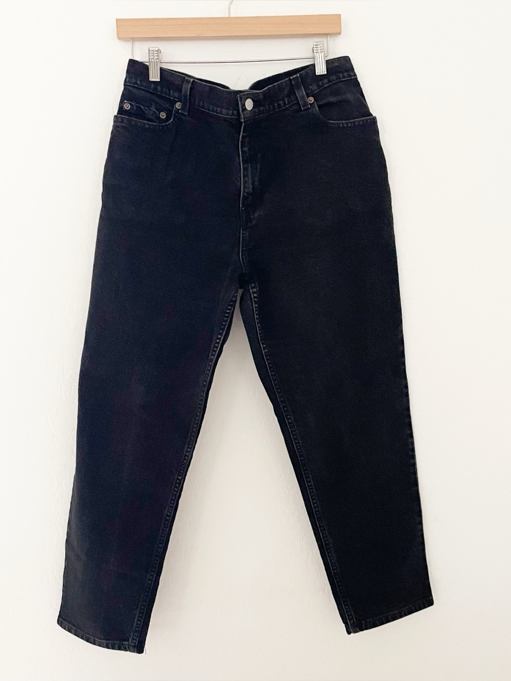 Levi’s vintage black relaxed fit mom jean size 14p